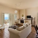 Itis Luxury With Balcony, Panoramic View & Jacuzzi