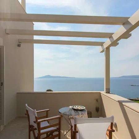 Vila Itis Luxury With Balcony, Panoramic View & Jacuzzi *