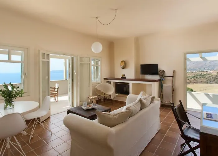 Itis Luxury With Balcony, Panoramic View & Jacuzzi